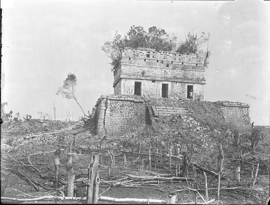Alfred Maudslay 1889 photo of the Casa Colorado'