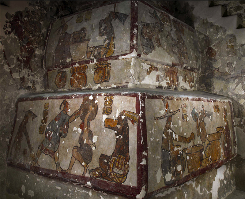 Chiik Nahb paintings, placement on pyramid at Calakmul