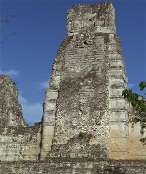Xpujil: Central Tower of Str. 1
